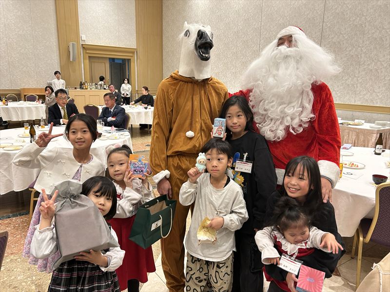 2025年12月23日 第1372回例会「クリスマス家族例会」